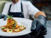 Anjuran Pesan Menu Andalan di Restoran Ternyata Ada Sebabnya