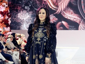 Shella Saukia Rilis Koleksi Baju Lebaran, Gandeng Maia Hingga Wulan Guritno