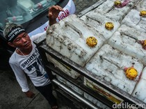 Bawa Jeriken, Pengepul Demo Terkait Pengetatan Ekspor Minyak Jelantah