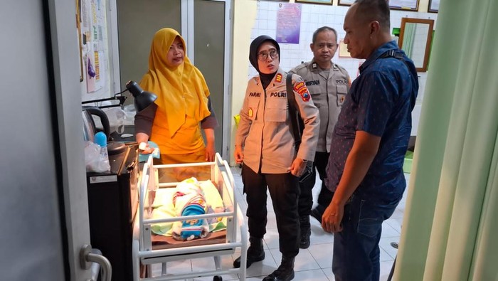 Bayi yang dibuang di pinggir jalan Nogosari-Ngemplak, Boyolali, Rabu (26/2/2025).