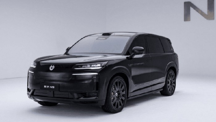 SUV mewah BYD Denza N9