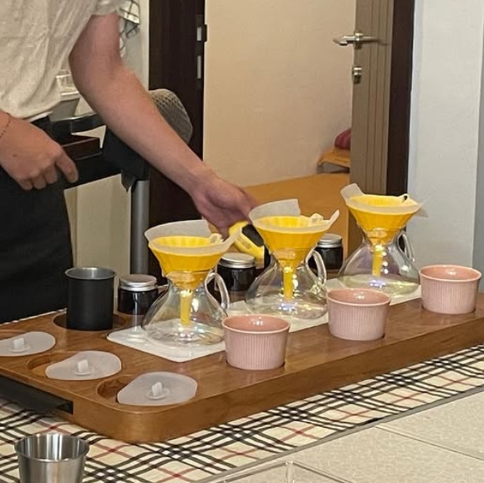 5 Fakta Dripper Corong Kuning yang Viral Diburu Barista