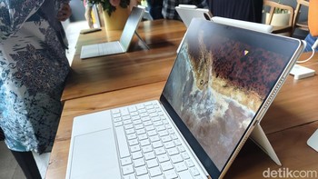 Huawei mengklaim tablet ini sebagai perangkat pertama di industri yang menggunakan panel Flexible OLED PaperMatte Display Foto: detikINET/ Rizqy Nur Amalia