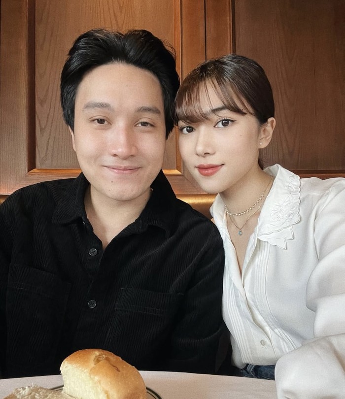 Isyana Sarasvati Kulineran Wagyu hingga Olahan Ayam di Luar Negeri Isyana Sarasvati Kulineran Wagyu hingga Olahan Ayam di Luar Negeri