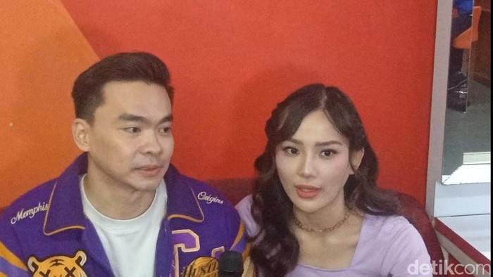 Ivan Kabul dan Evelina Tan