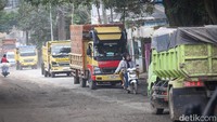 Rudy meminta Dedi bersalaman ketika ia mengucapkan janji itu. Rudy pun menyatakan, pemerintah Kabupaten Bogor siap menyukseskan pembangunan tersebut dengan dukungan APBD.  
