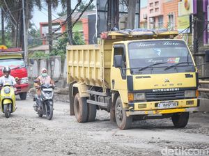 Jalur Neraka Parung Panjang Bogor Mulai Diperbaiki, Rampung Akhir Tahun