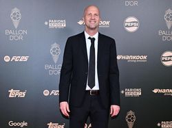 Video: Kluivert Bicara Alasan Minta Jordi Cruyff Jadi Penasihat Teknis Timnas