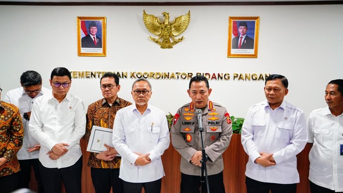 Kapolri usai rakortas bersama Menko Pangan (dok. Polri)