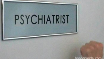 Siapa yang udah masuk ke dalam bilik ini? Cepat pulih, ya. Foto: antiworkmemes via Bored Panda