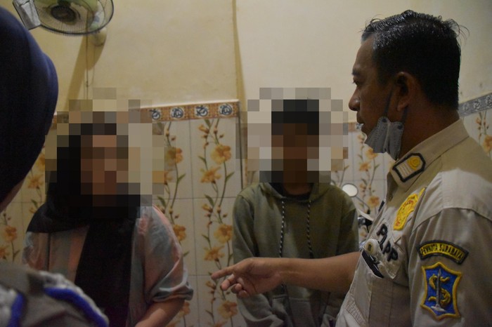 Operasi Pekat Satpol PP Surabaya