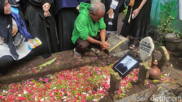 Pemakaman Bejo Sugiantoro
