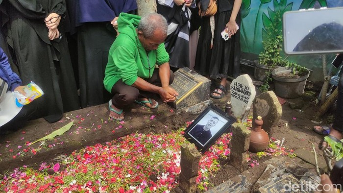 Pemakaman Bejo Sugiantoro