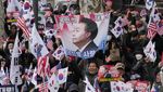 Pendukung Presiden Korsel Yoon Suk Yeol Menanti Putusan Akhir Pemakzulan