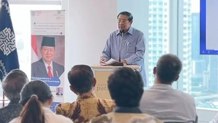 SBY saat menjadi pembicara di Universitas Paramadina (dok. Instagram Universitas Paramadina)