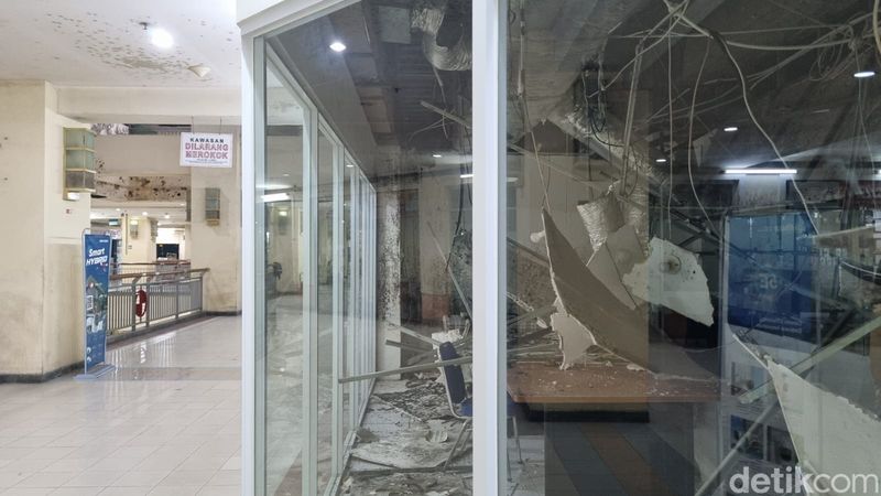 Suasana salah satu sudut Glodok Plaza, 26 Februari 2025, siang. (Taufiq Syarifudin/detikcom)