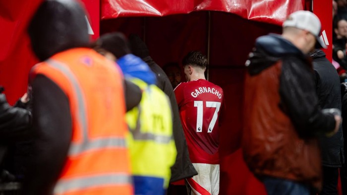 MANCHESTER, ENGLAND - FEBRUARY 26: Alejandro Garnacho of Manchester United walks down the tunnel after the Premier League match between Manchester United FC and Ipswich Town FC at Old Trafford on February 26, 2025 in Manchester, England. (Photo by Ash Donelon/Manchester United via Getty Images)