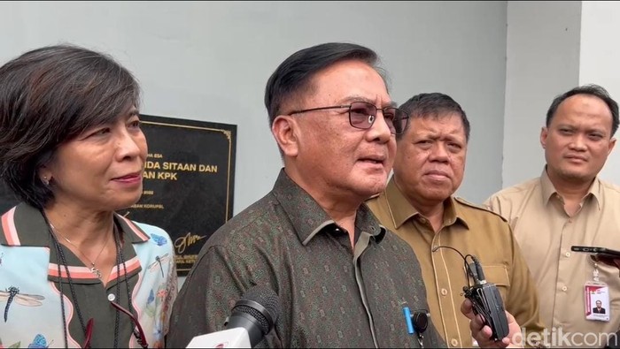 Anggota Dewas KPK, Benny Jozua Mamoto. (Kurniawan Fadilah/detikcom)