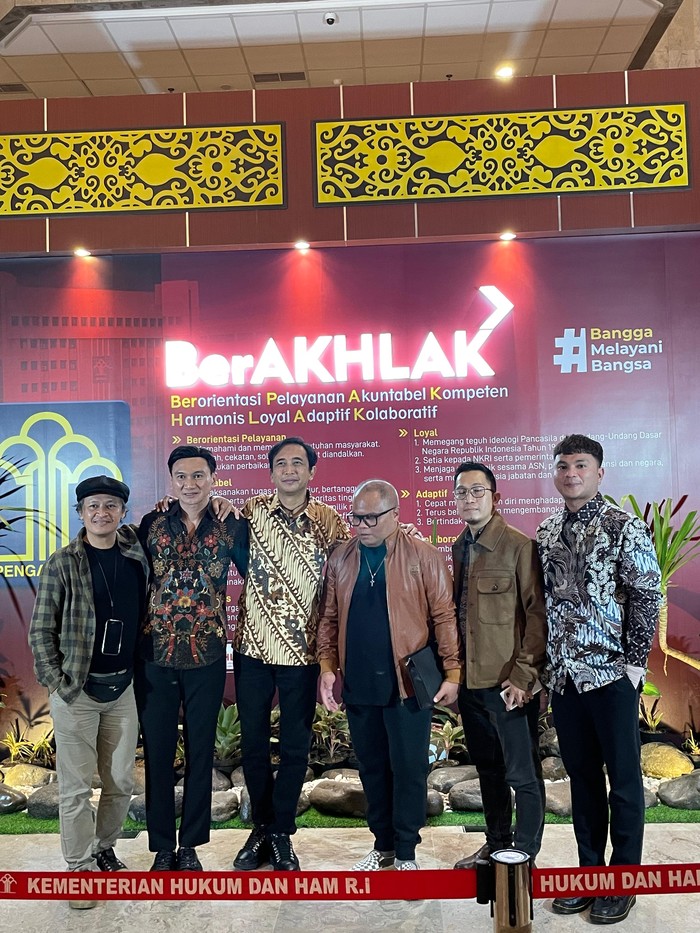 Asosiasi Komposer Seluruh Indonesia (AKSI) berdiskusi dengan Kementerian Hukum tentang Undang-Undang Hak Cipta.