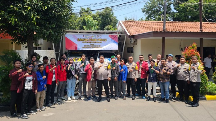 Baksos Presisi yang digelar Polres Pasuruan dengan menggandeng mahasiswa