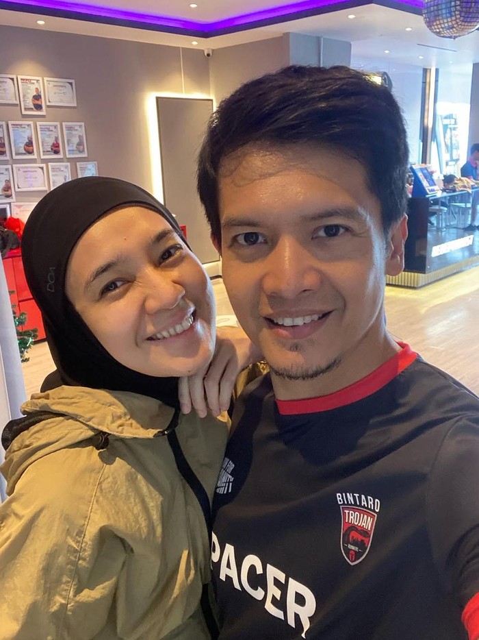 Dhini Aminarti dan Dimas Seto