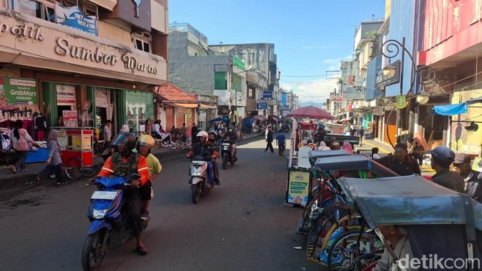 Jalan Harun Kabir, Kota Sukabumi.