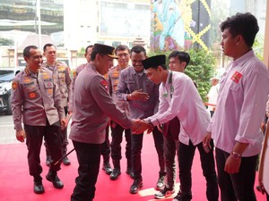 Gelar Baksos Presisi, Kapolri Pastikan Kebutuhan Pokok Terjaga Jelang Ramadan
