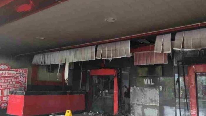 Kebakaran di Kantor Bupati Minahasa Utara.