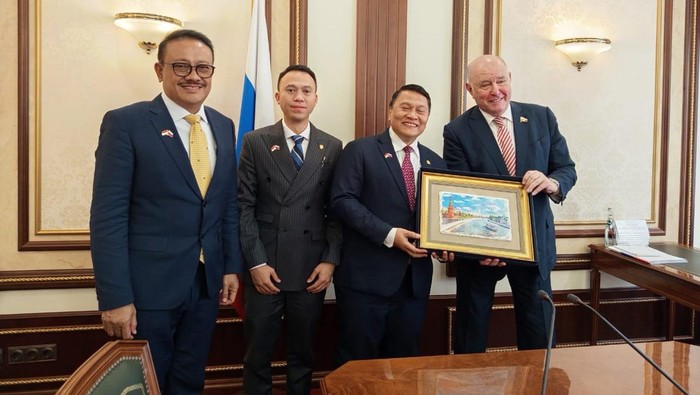 Ketua BKSAP DPR Mardani bersama Parlemen Rusia