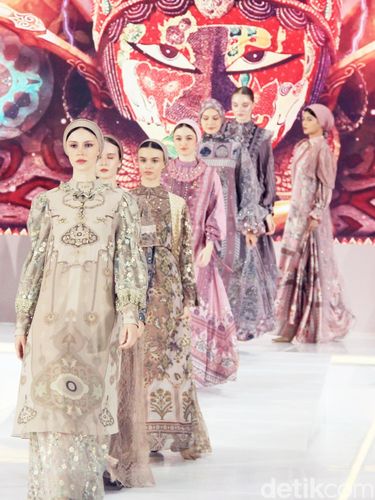 Koleksi Baju lebaran Shella Saukia 2025