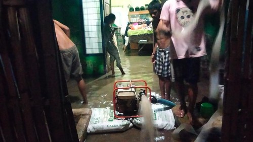 Kondisi salah satu rumah terdampak banjir di Kabupaten Bima, NTB, pada Rabu (26/2/2025) malam. (Foto: Istimewa)