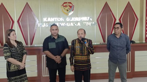 Konferensi pers Pemprov NTT, Kamis (27/2/2025) soal penyambutan hingga acara pesta rakyat manuel Melkiades Laka Lena dan Johanis Asadoma (Melki-Johni). (Simon Selly/detikBali)