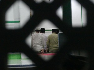 Jemaah Naqsabandiyah di Padang Lebaran Hari Ini
