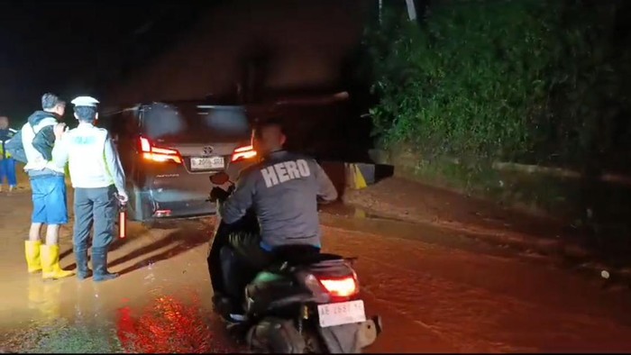 longsor di Pacitan