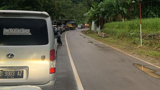 longsor jalur pacitan-ponorogo
