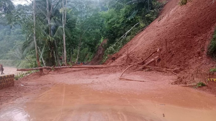 longsor jalur pacitan-ponorogo