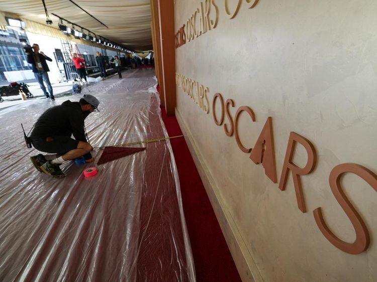Melihat Kesibukan Persiapan Oscar 2025