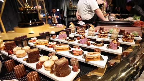 Food is displayed during a preview of the food, beverages and decor of this year's Governors Ball, the Academy's official post-Oscars celebration, ahead of the 97th Oscars ceremony in Los Angeles, U.S., February 25, 2025. REUTERS/Mario Anzuoni