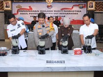 Polrestabes Makassar Musnahkan 1,4 Kg Sabu yang Disita dari 2 Kurir Narkoba