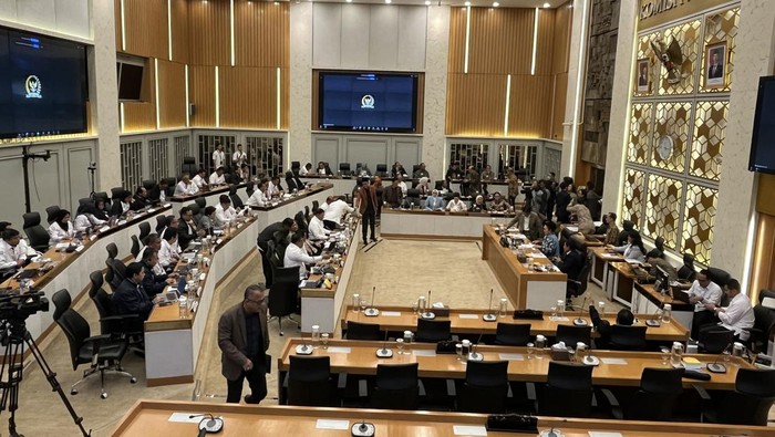 Raker DPR dengan Menteri KKP