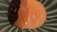 Al sempat mengabadikan salah satu menu makanan pembuka mereka yaitu Malang Apple Caviar yang mewah. Foto: Instagram @alghzali7