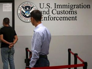 Seorang WNI Dideportasi AS di Tengah Pengetatan Keimigrasian Trump