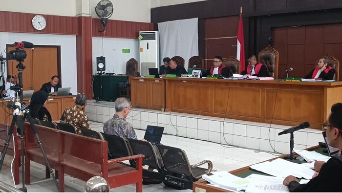 Tiga saksi ahli dihadirkan dalam sidang korupsi PLTU Sumsel.