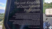 Tugu informasi lokasi Kerajaan Pajajaran.