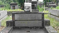 Makam F. Silaban.