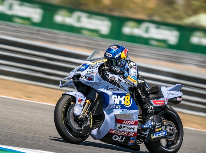 BURIRAM, THAILAND - FEBRUARY 28: Alex Marquez of Spain and Gresini Racing MotoGP™ rides during the free practice of the MotoGP PT Grand Prix of Thailand at Chang International Circuit on February 28, 2025 in Buriram, Thailand. (Photo by Steve Wobser/Getty Images)