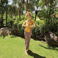 “wah, welcome to bali mbak sora ❤️❤️❤️” “tidak terlihat ibu 2 anak 😭🫶🏻” “cantik banget geg sora,” “Artis/aktor/idol Korea, semua akan ke Bali pada waktunya.. Hehe 🙆🏻‍♀️” komentar sejumlah penggemar. Foto: dok. Instagram @reveramess_