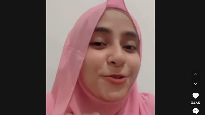 Ramadhan 2025, netizen saling mengingatkan bahwa tidak semua lagu berbahasa Arab itu adalah salawat. Yuk, cari tahu dulu artinya sebelum kegocek.