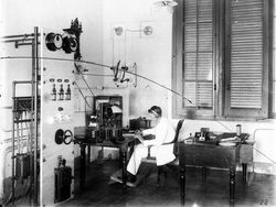 Foto Profesi Zaman Dulu yang Mengagetkan