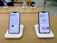 iPhone 16e